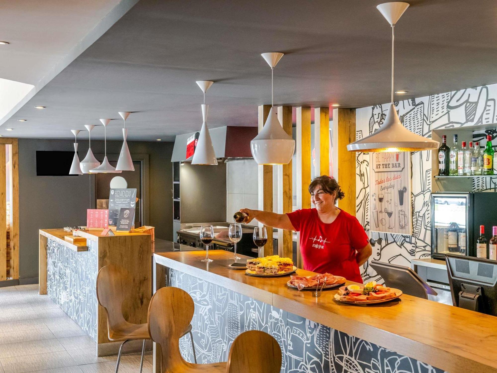 Ibis Bilbao Barakaldo Hotel Exterior foto
